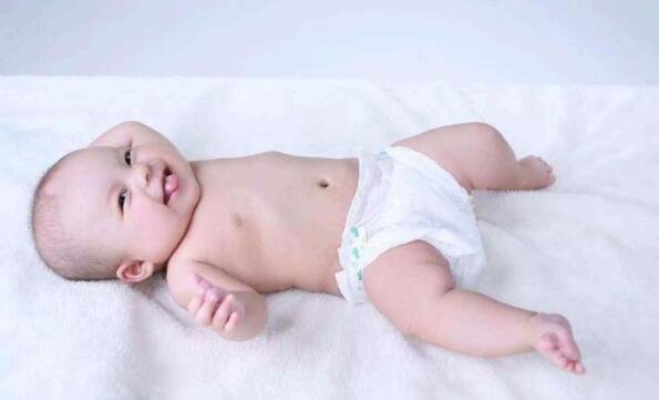 新生兒為什么要留腳??？