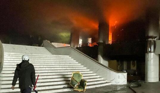 阿拉木圖市長騷亂中險(xiǎn)遭刺殺