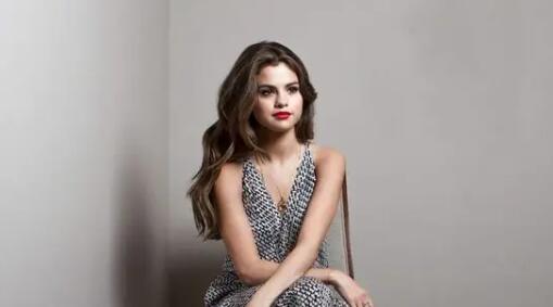 賽琳娜回應(yīng)被捐腎好友取關(guān)