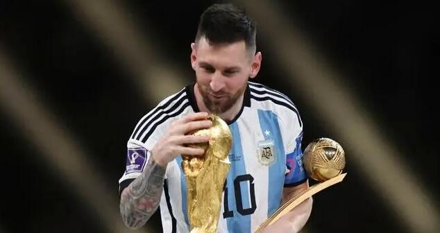 撒鹽哥硬拉梅西合照遭網(wǎng)暴