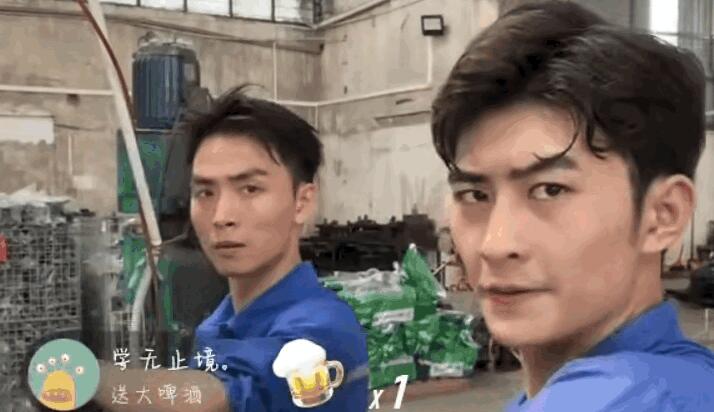小伙酷似張翰工廠打螺絲假動(dòng)作不斷